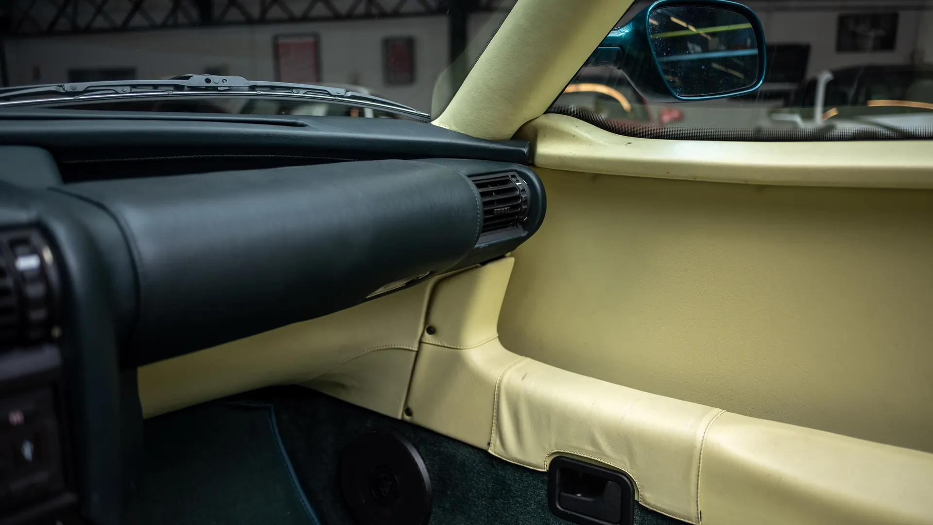 BMW Z1 — photo 29