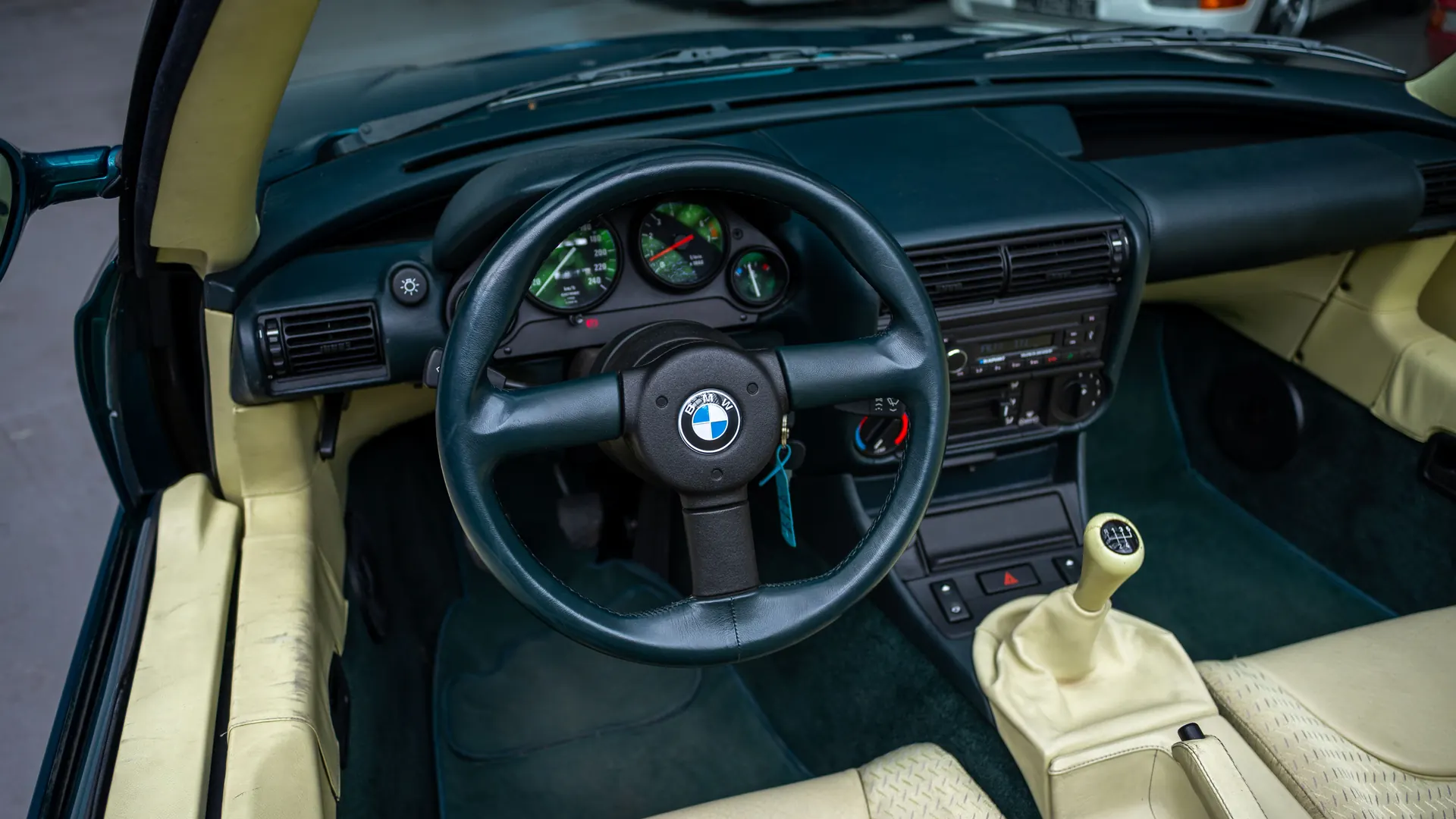 BMW Z1 — photo 17