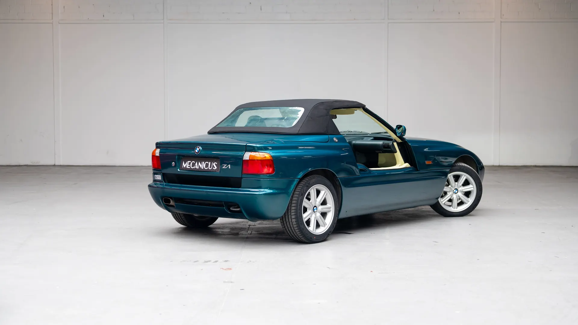 BMW Z1 — photo 14