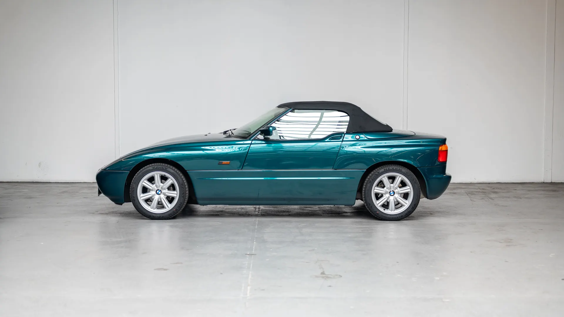 BMW Z1 — photo 10