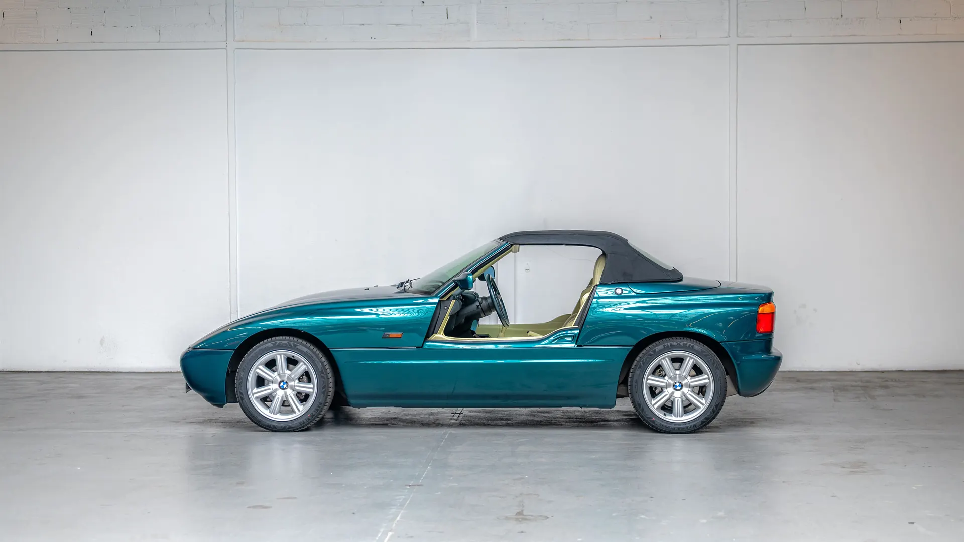 BMW Z1 — photo 11