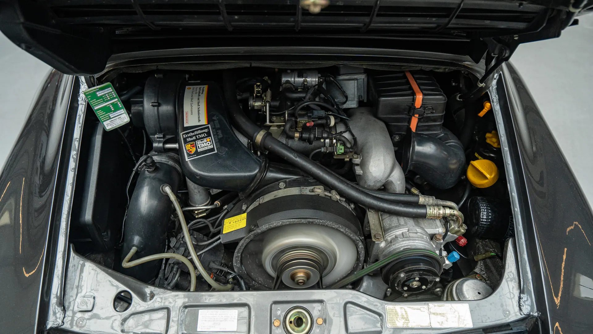 Porsche 911 — photo 31