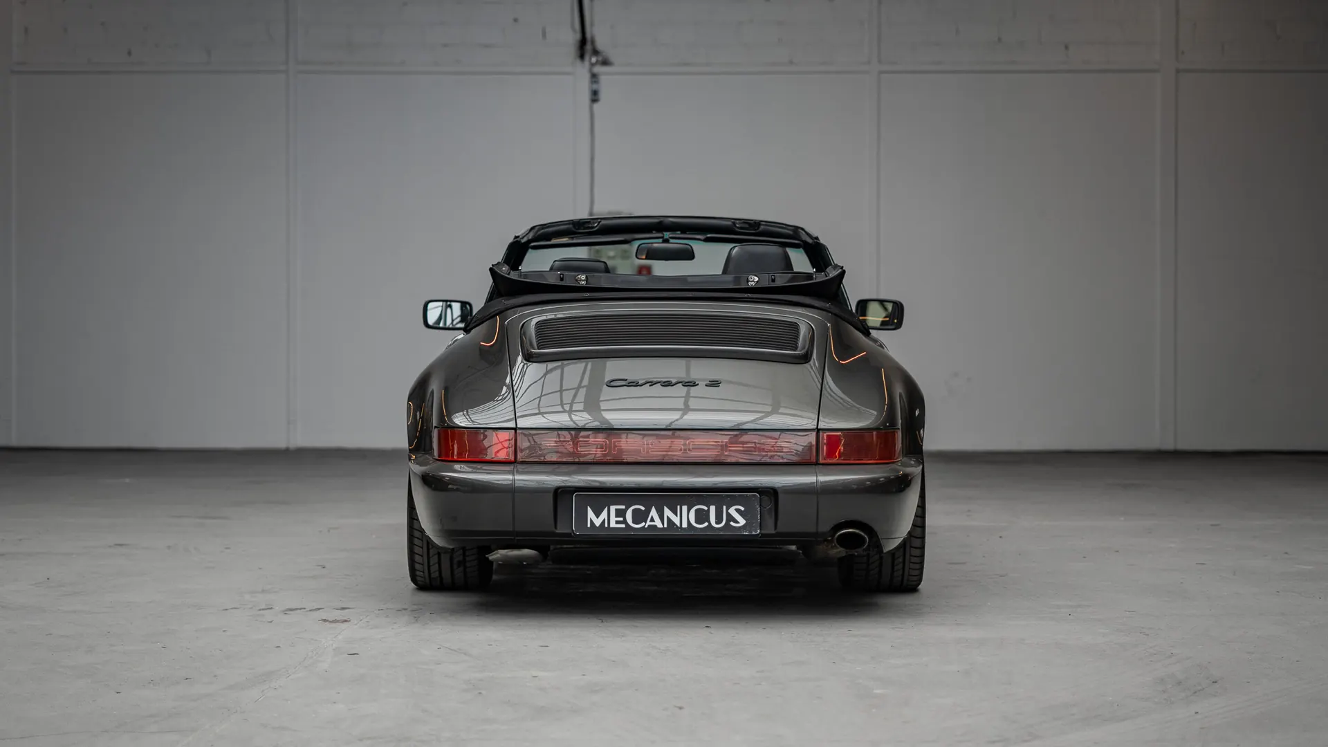 Porsche 911 — photo 4