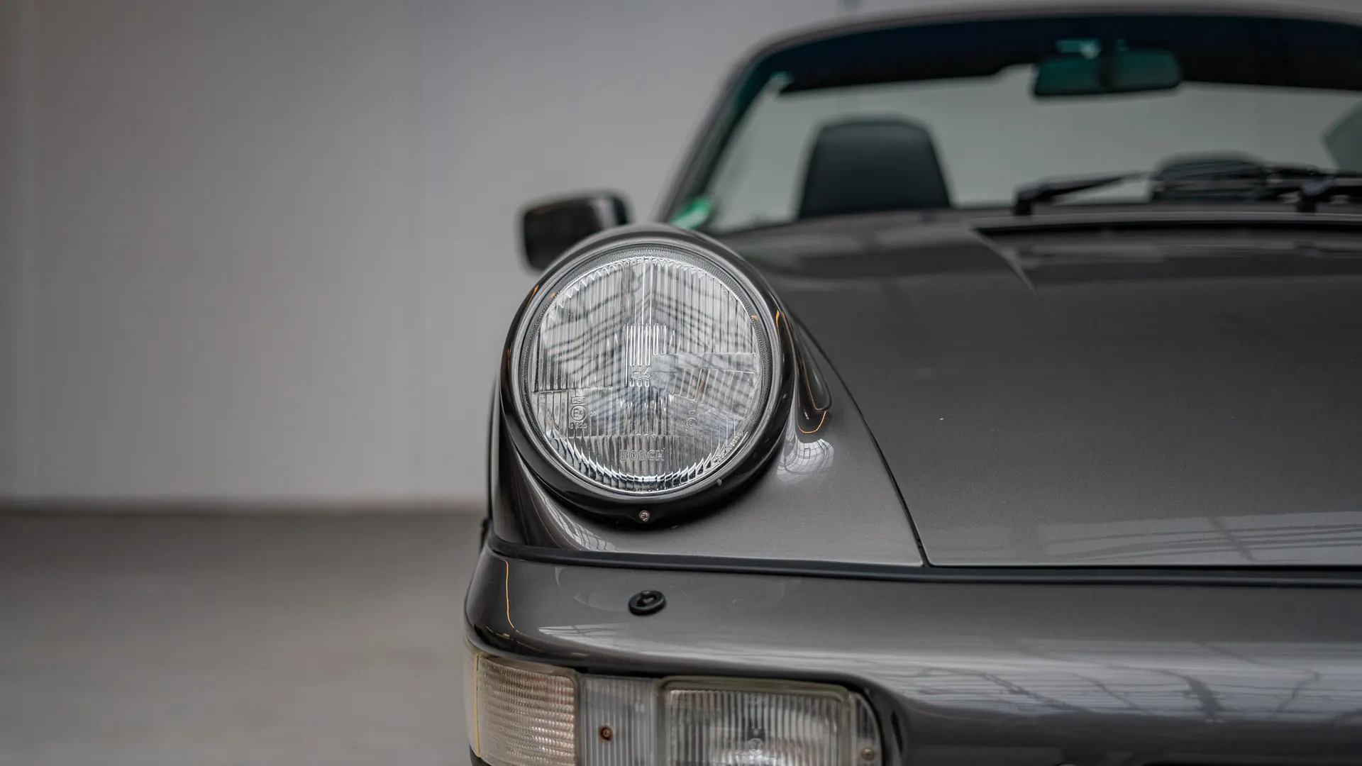 Porsche 911 — photo 23