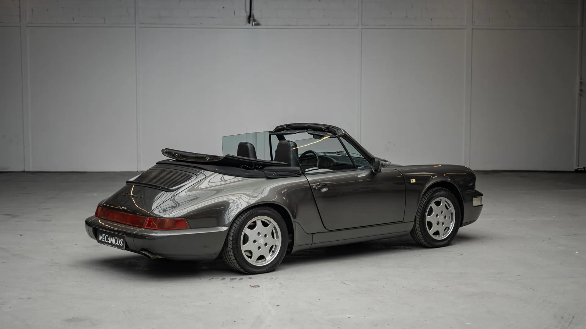 Porsche 911 — photo 2