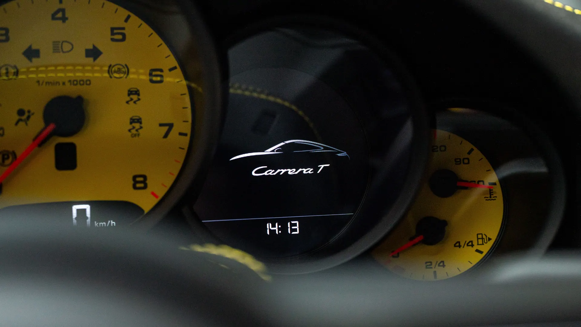 Porsche 911 — photo 19