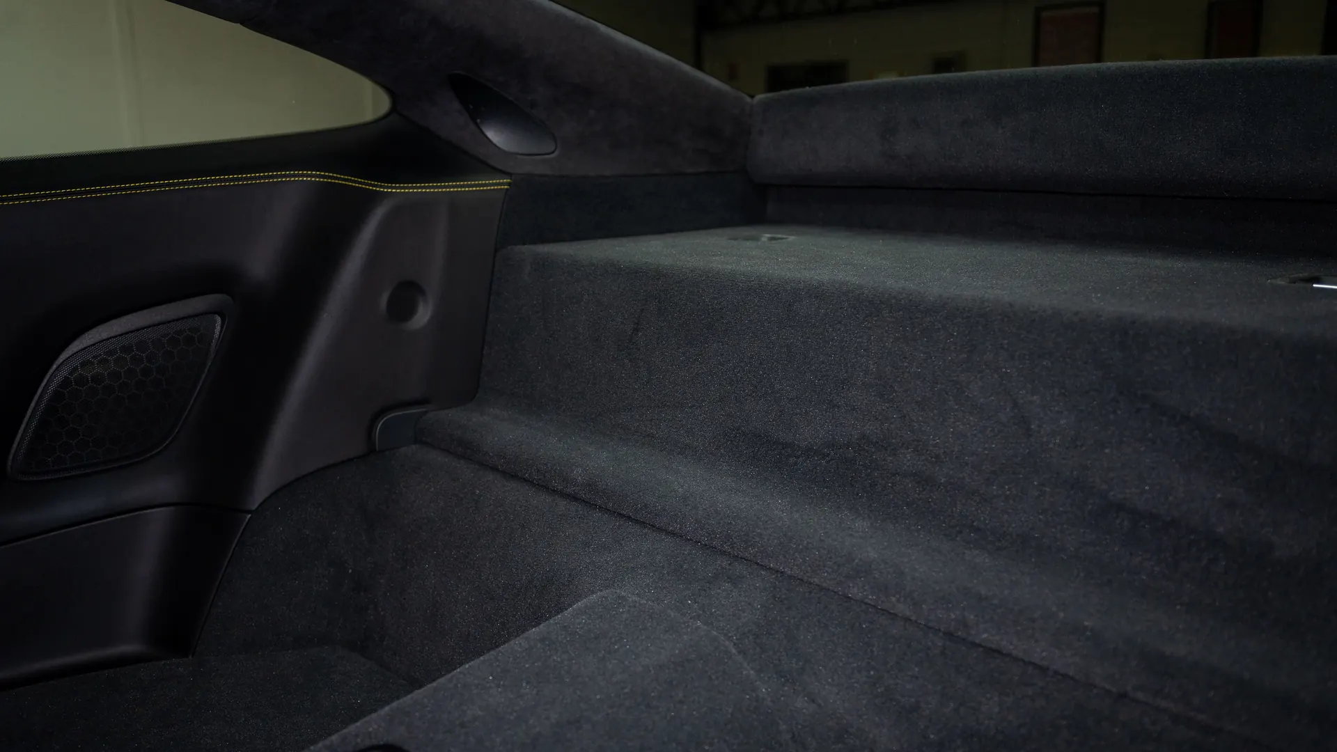 Porsche 911 — photo 30