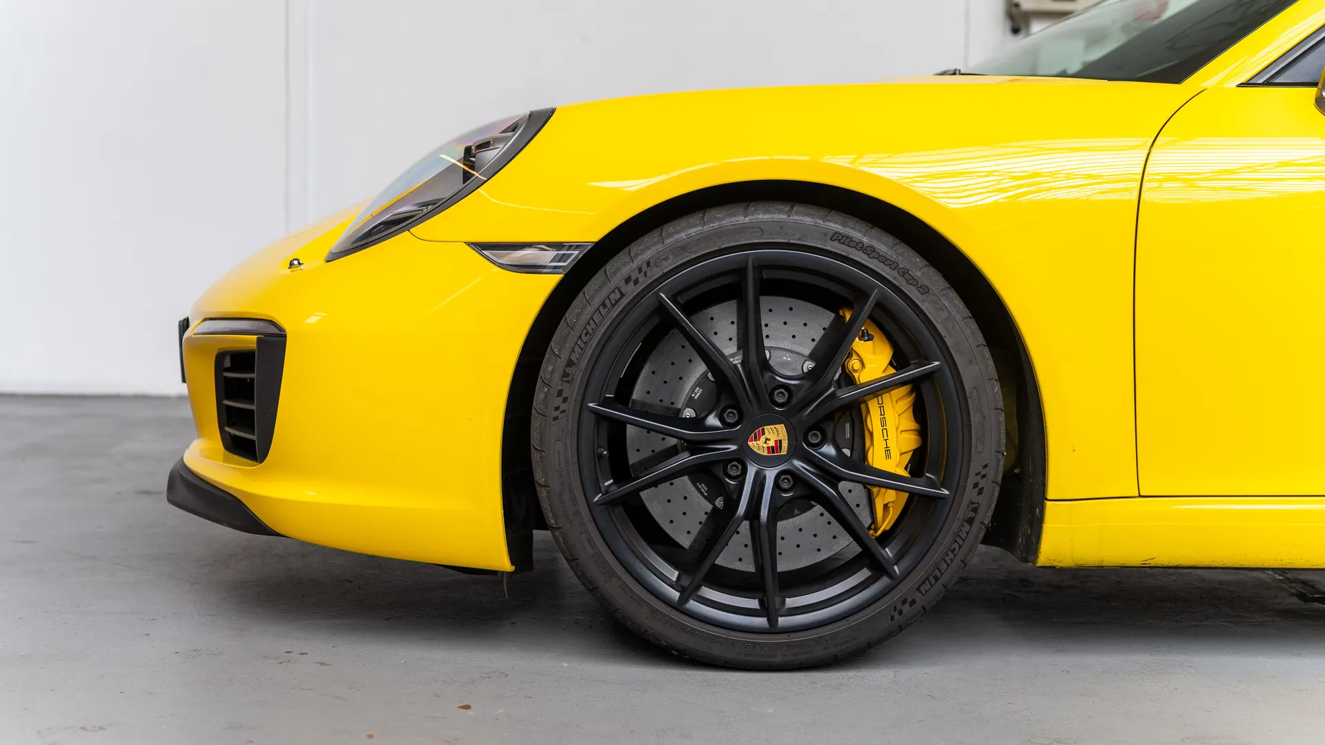 Porsche 911 — photo 8