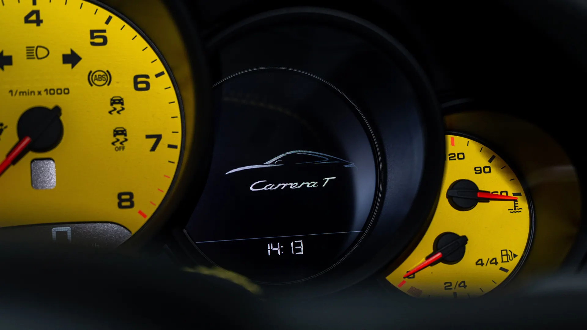 Porsche 911 — photo 20