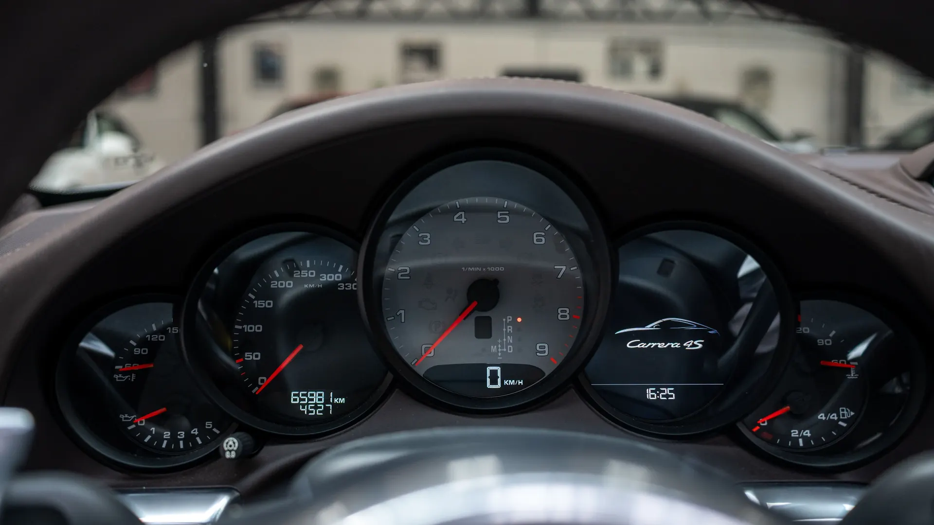 Porsche 911 — photo 13