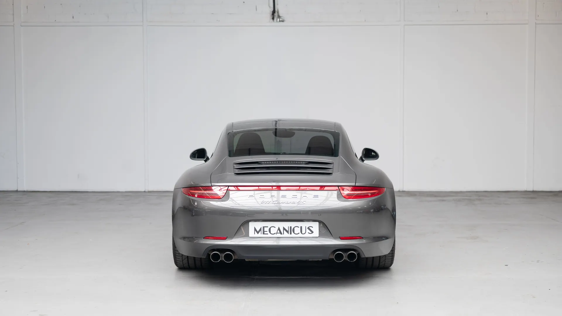 Porsche 911 — photo 4