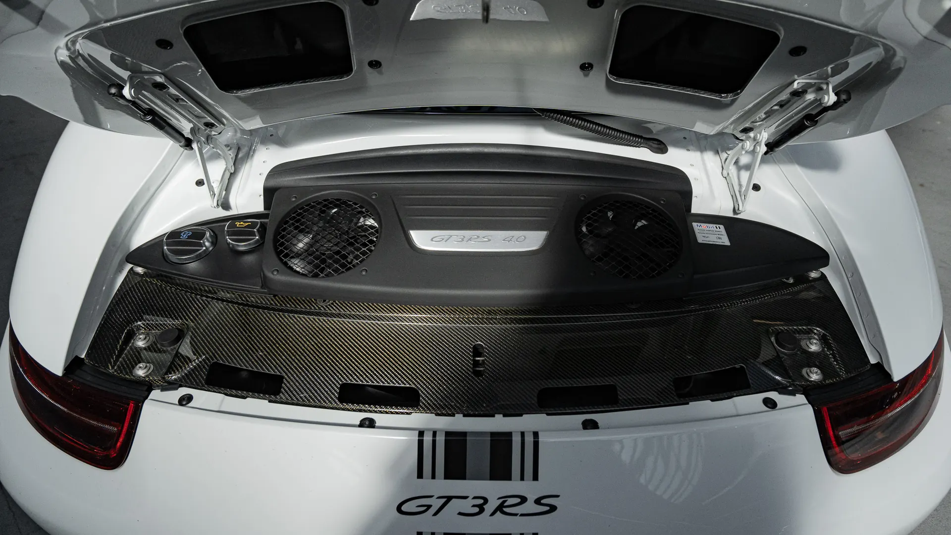 Porsche 911 — photo 50