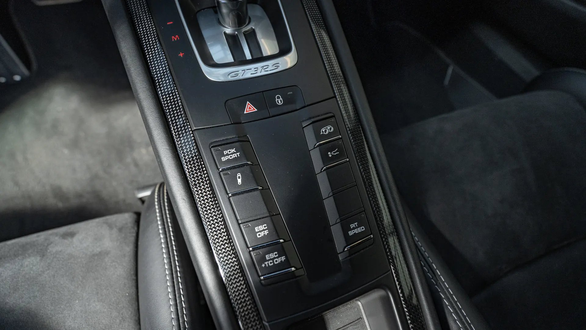 Porsche 911 — photo 24