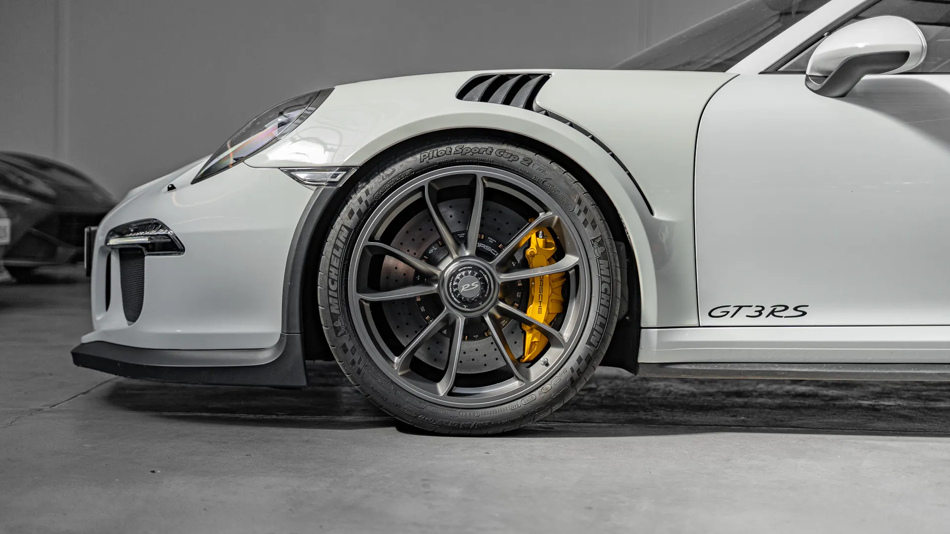 Porsche 911 — photo 6
