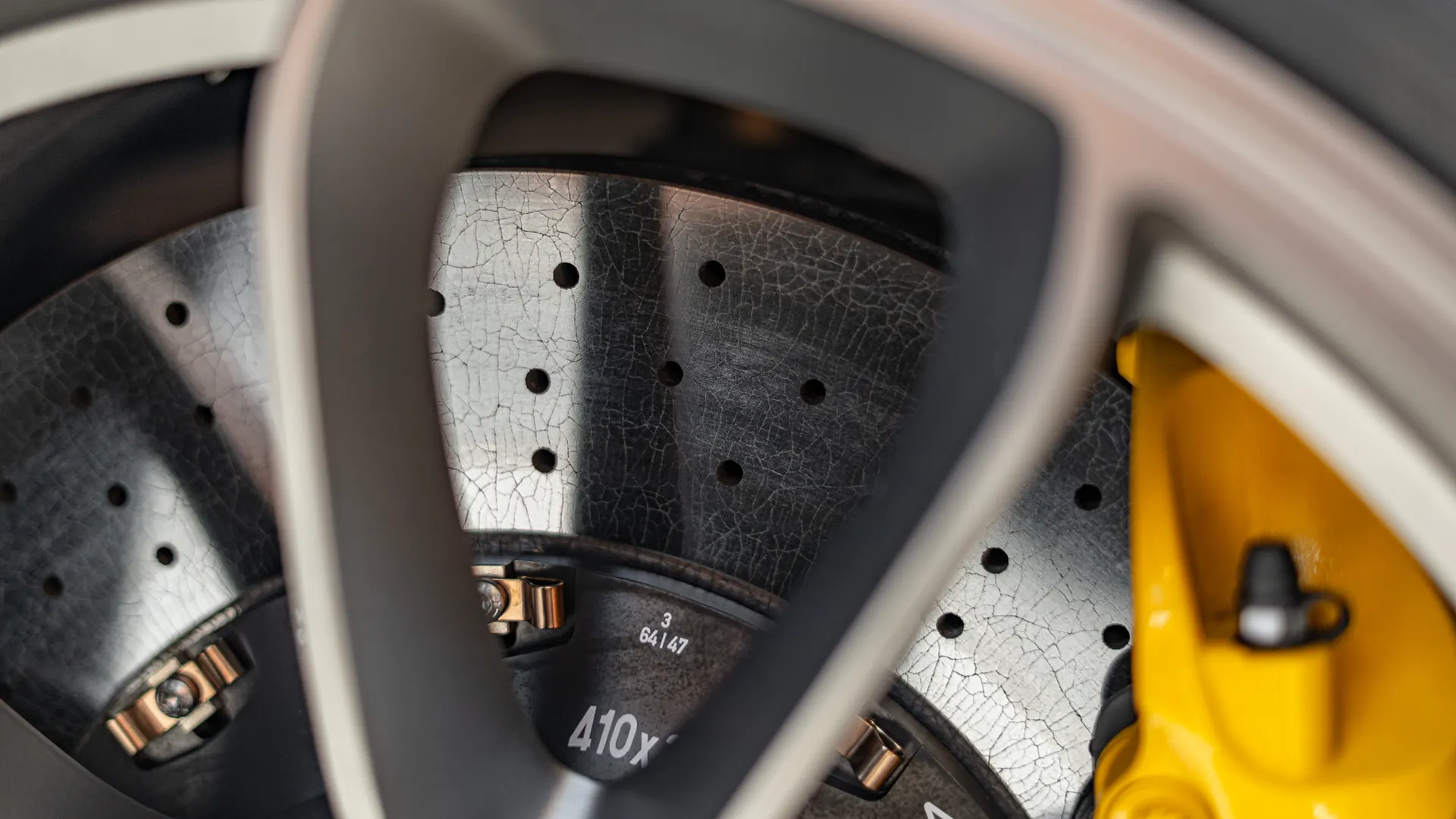 Porsche 911 — photo 37