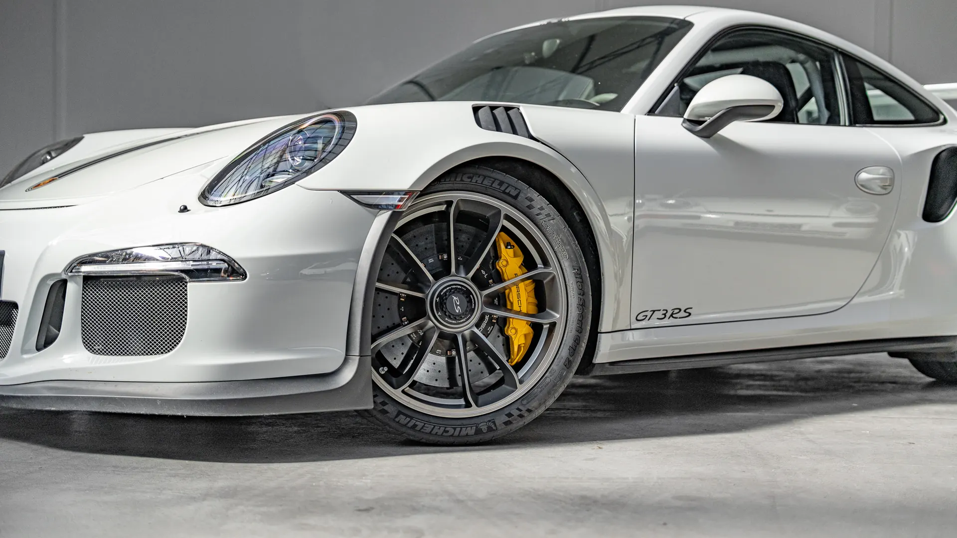 Porsche 911 — photo 34