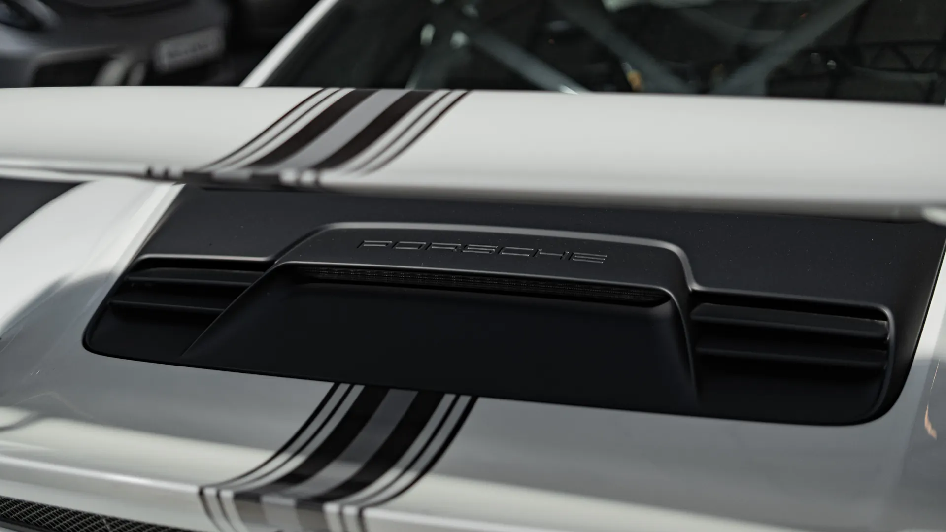 Porsche 911 — photo 45