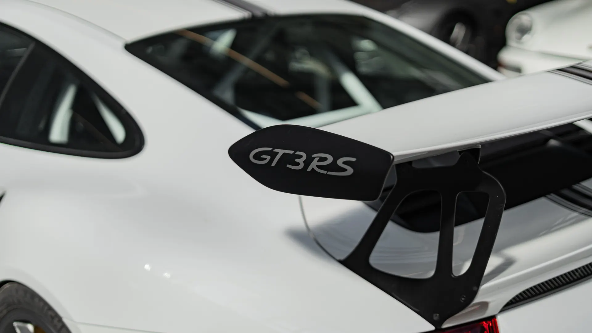 Porsche 911 — photo 43
