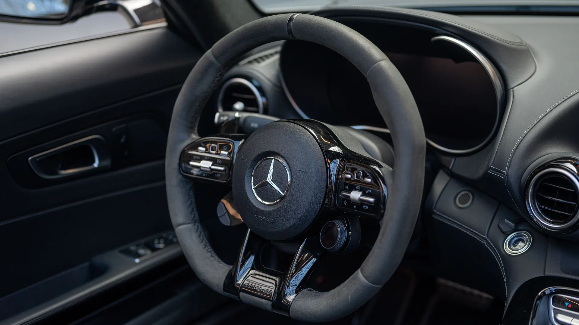 Mercedes AMG — photo 17