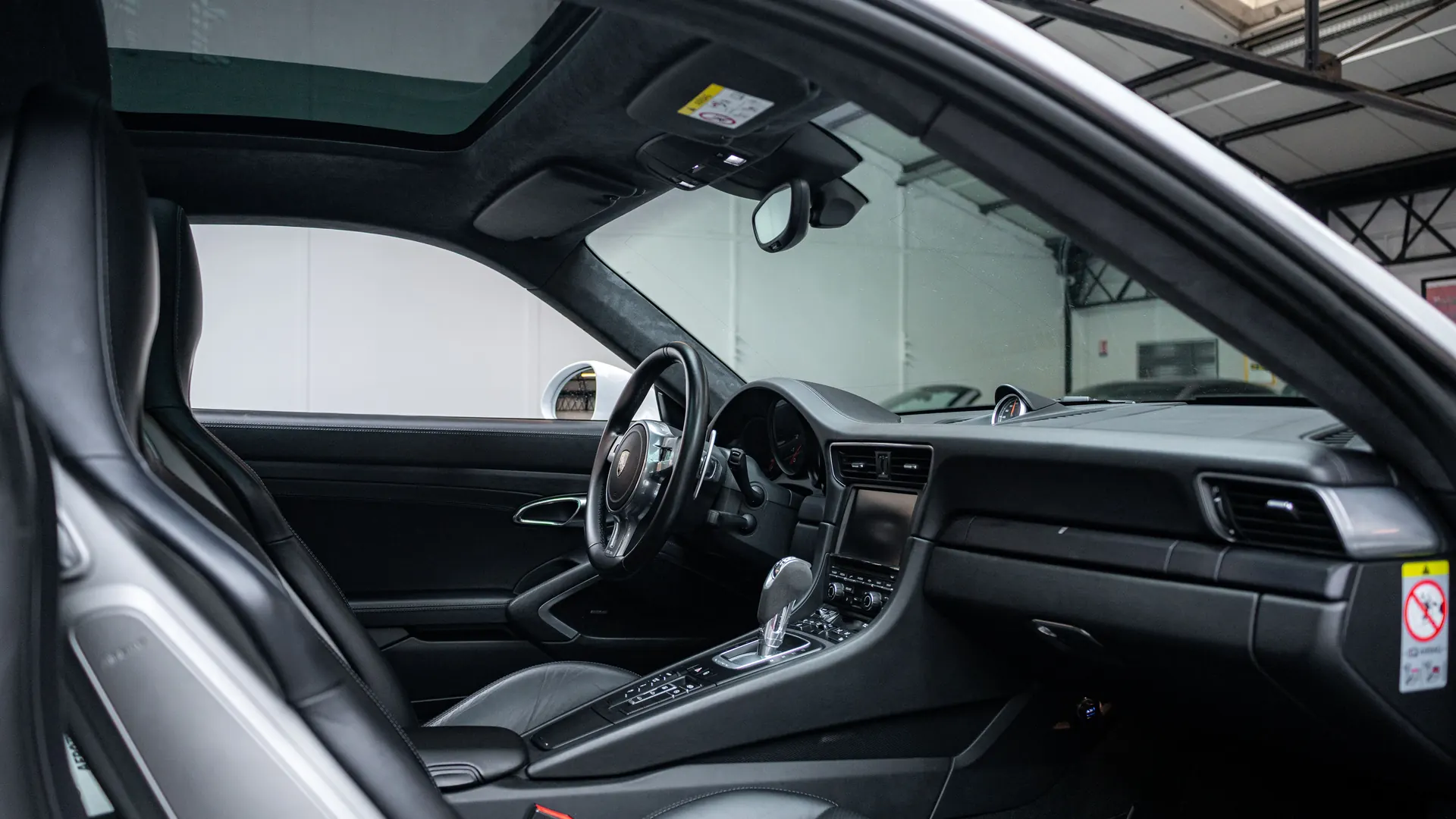 Porsche 991.1 — photo 21