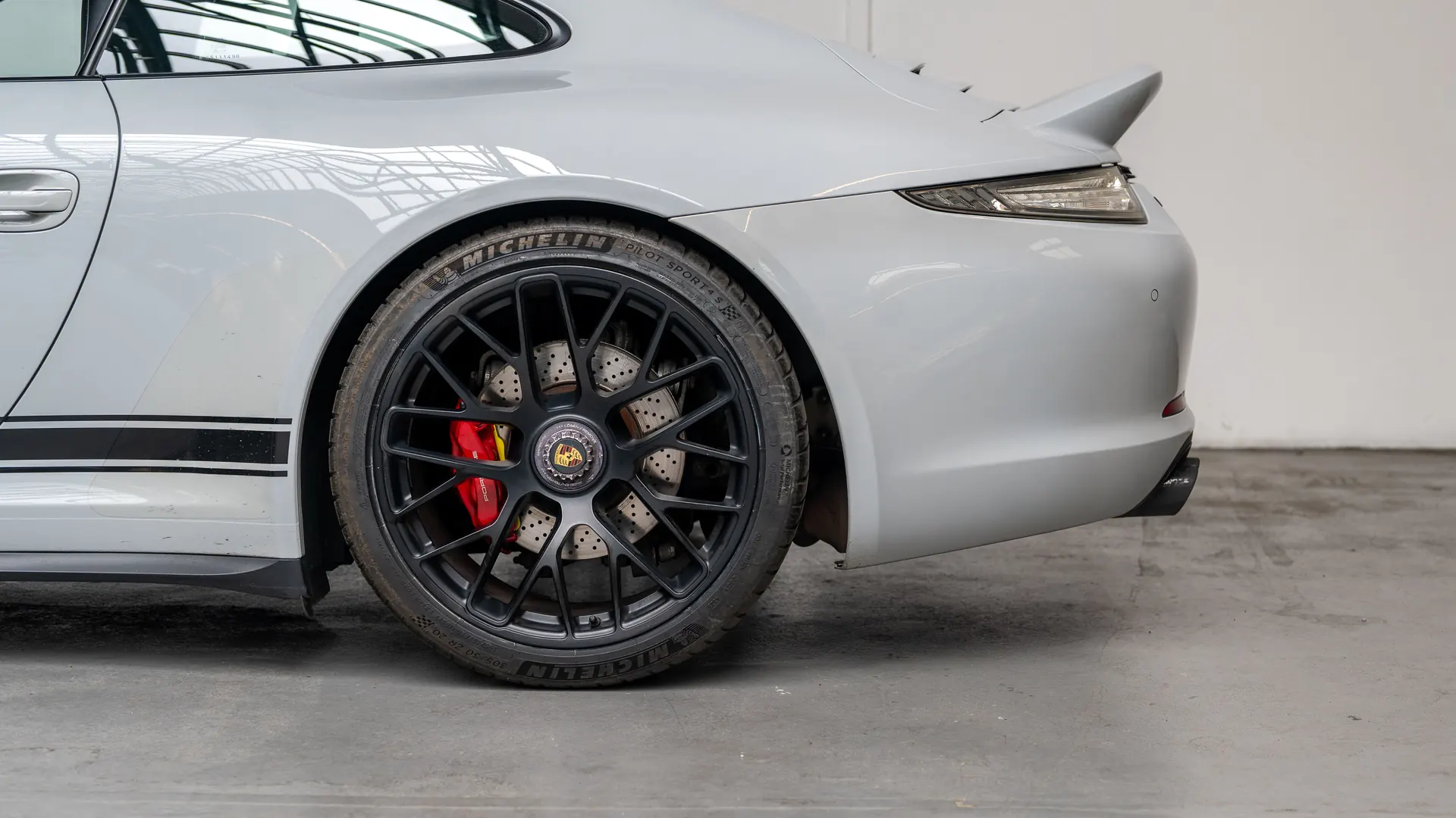 Porsche 991.1 — photo 7