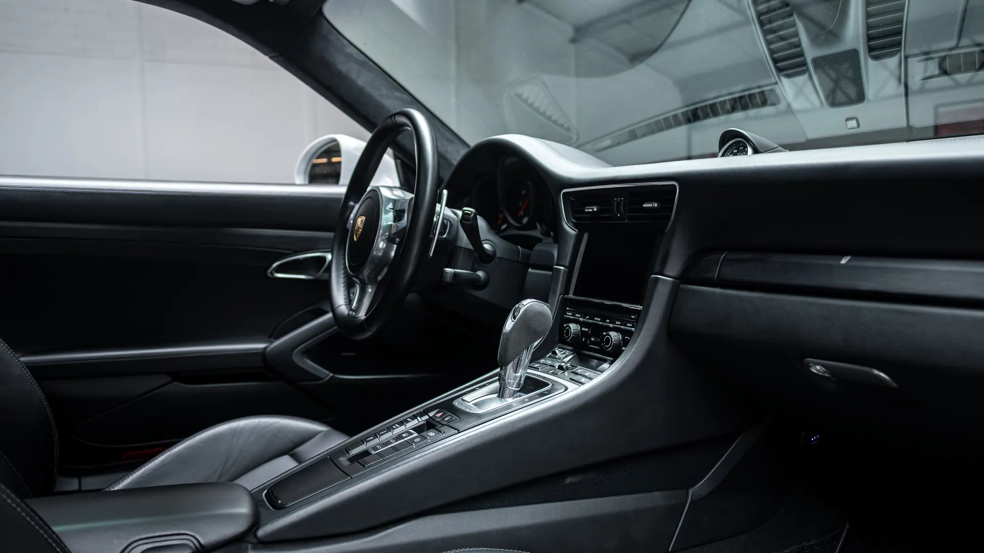 Porsche 991.1 — photo 25