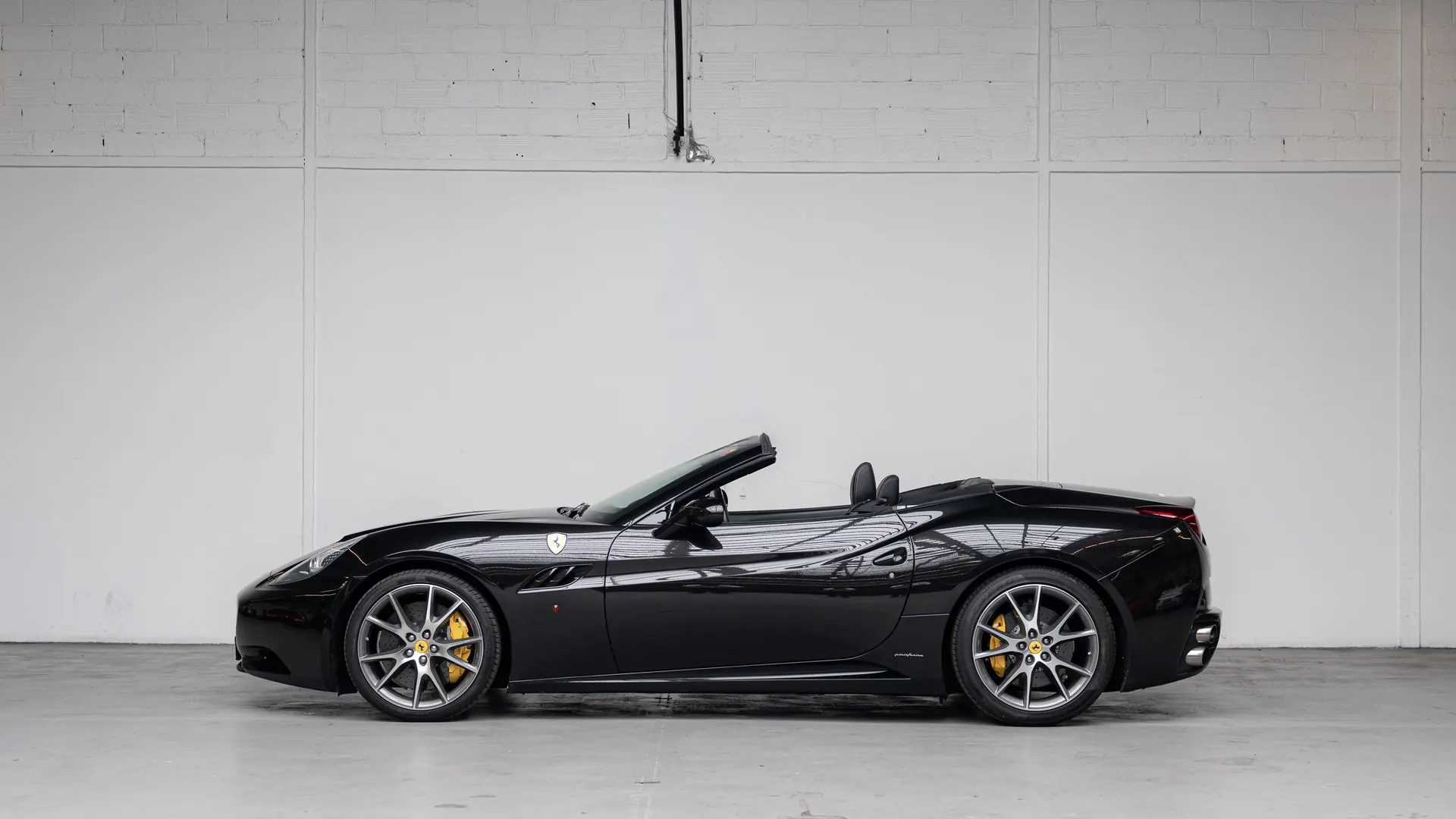 Ferrari California — photo 5