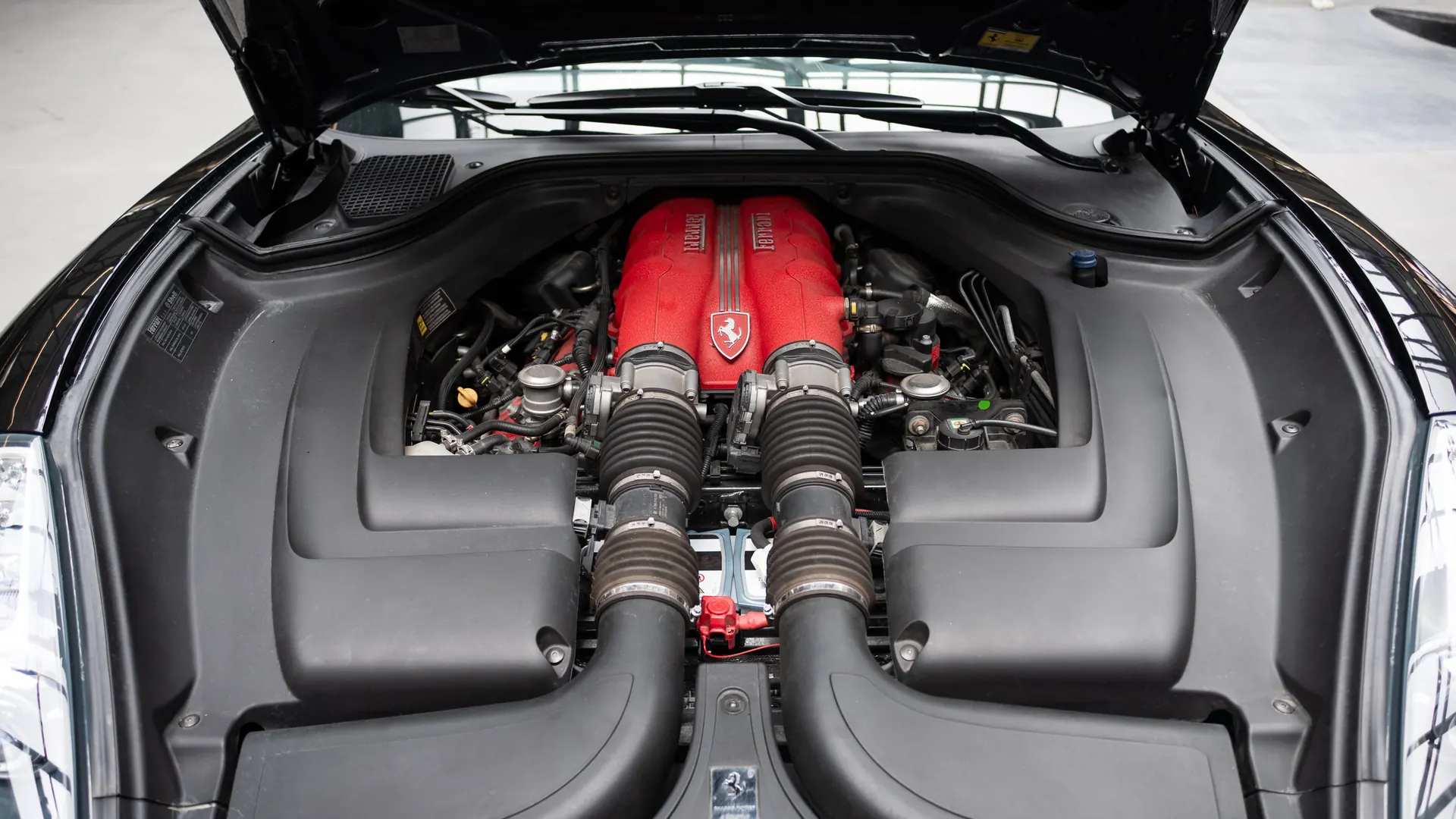 Ferrari California — photo 35