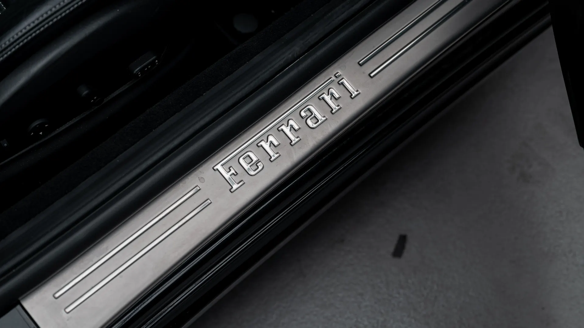 Ferrari California — photo 27
