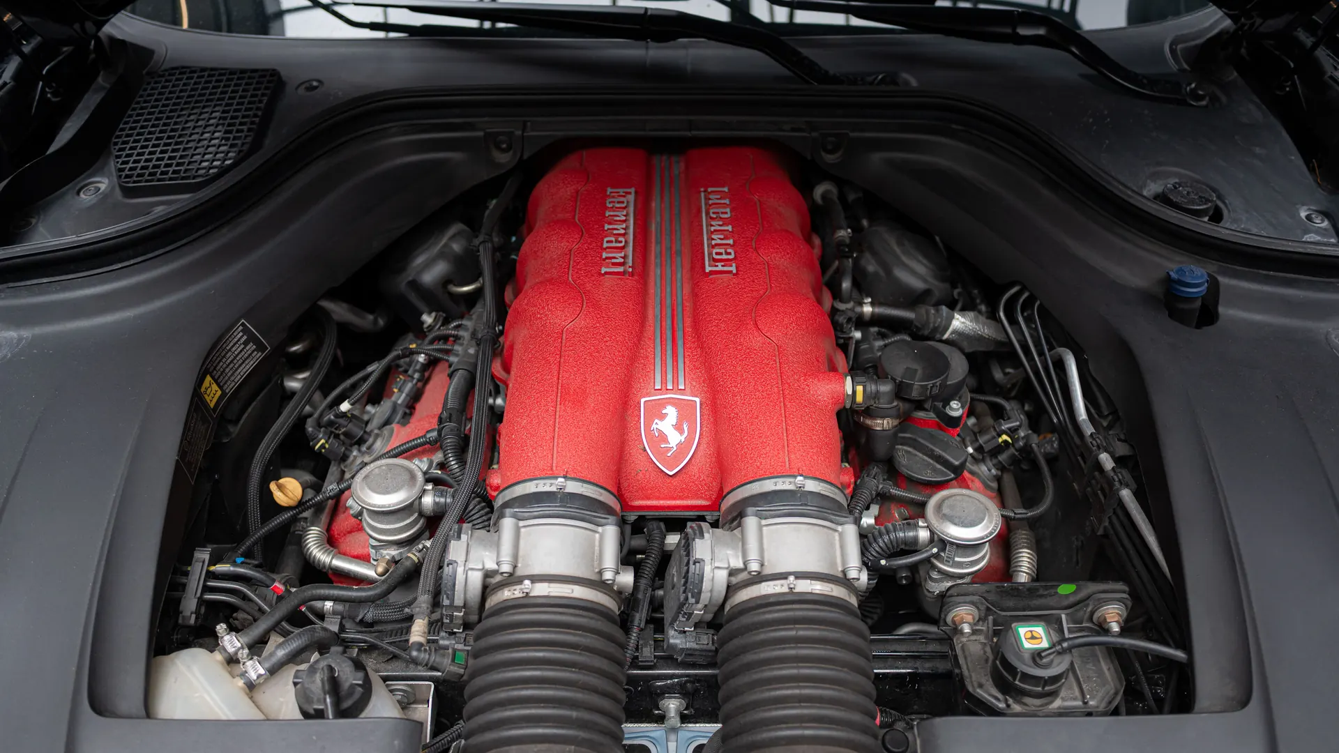 Ferrari California — photo 36