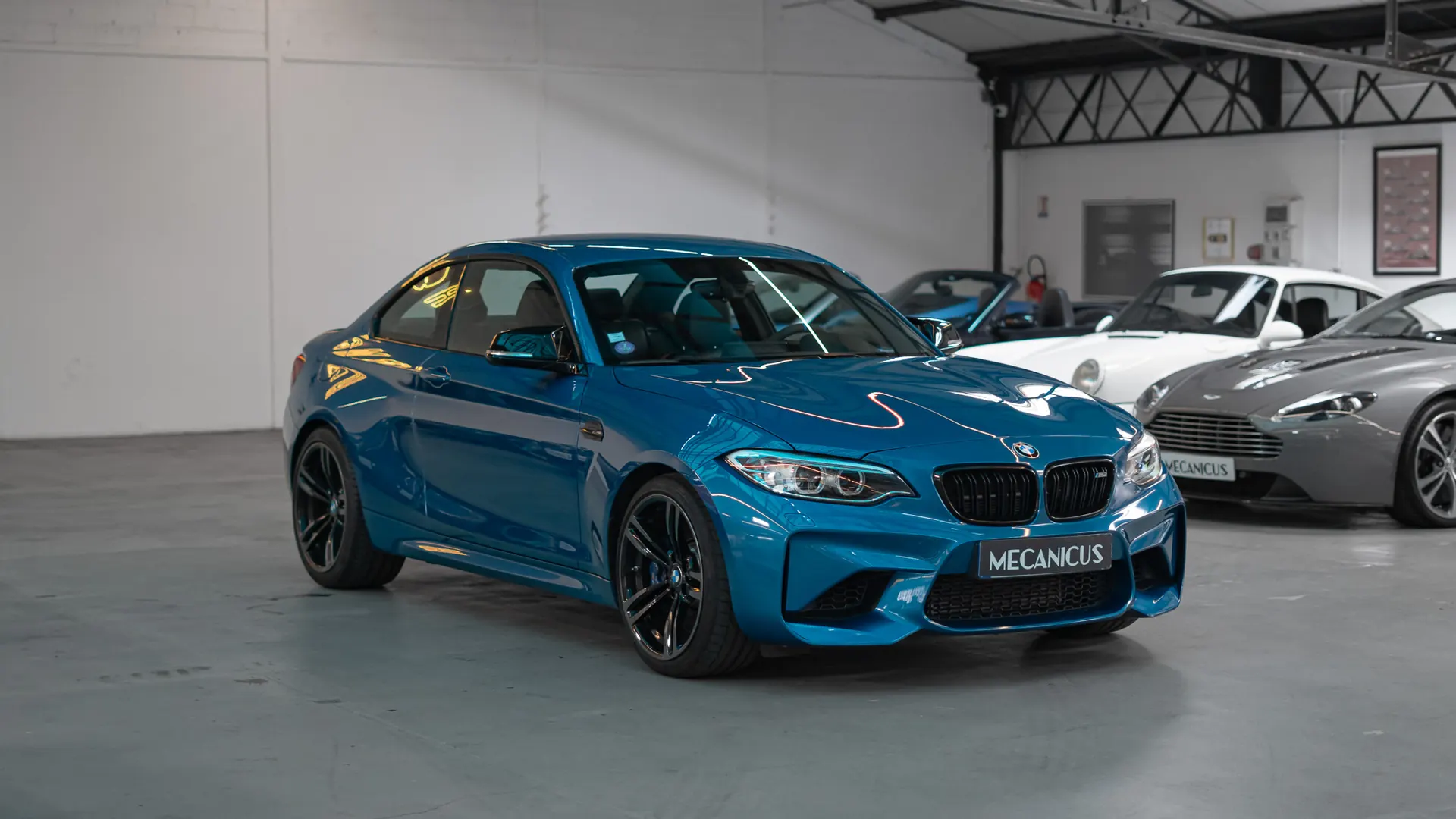 BMW M2 — photo 23