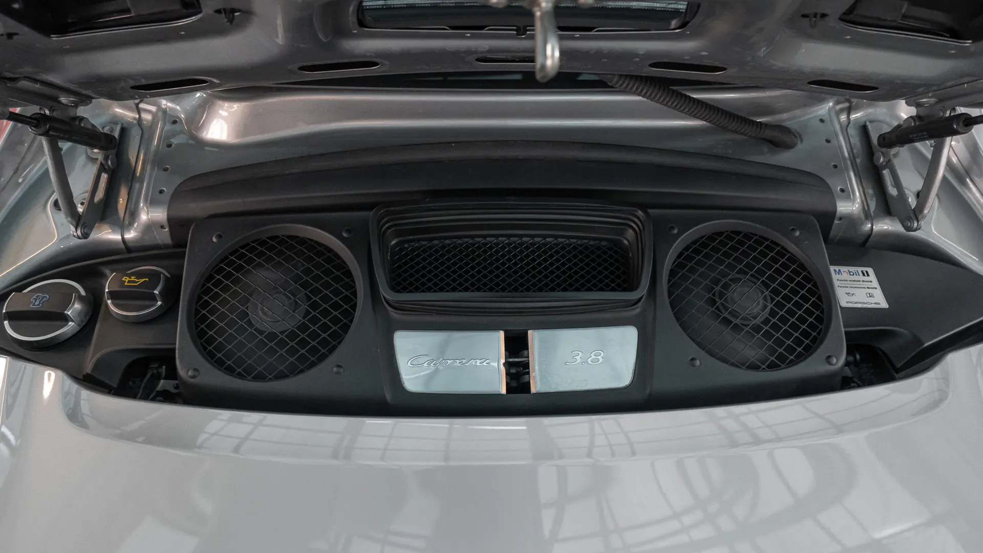 Porsche 911 — photo 36