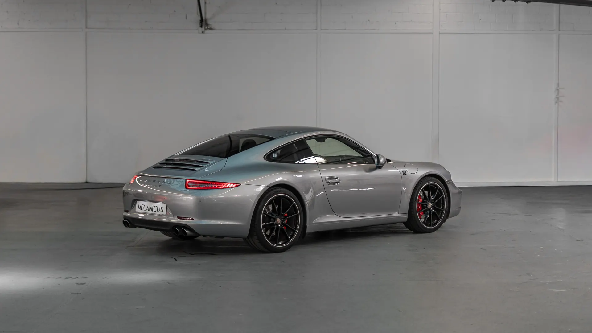 Porsche 911 — photo 2