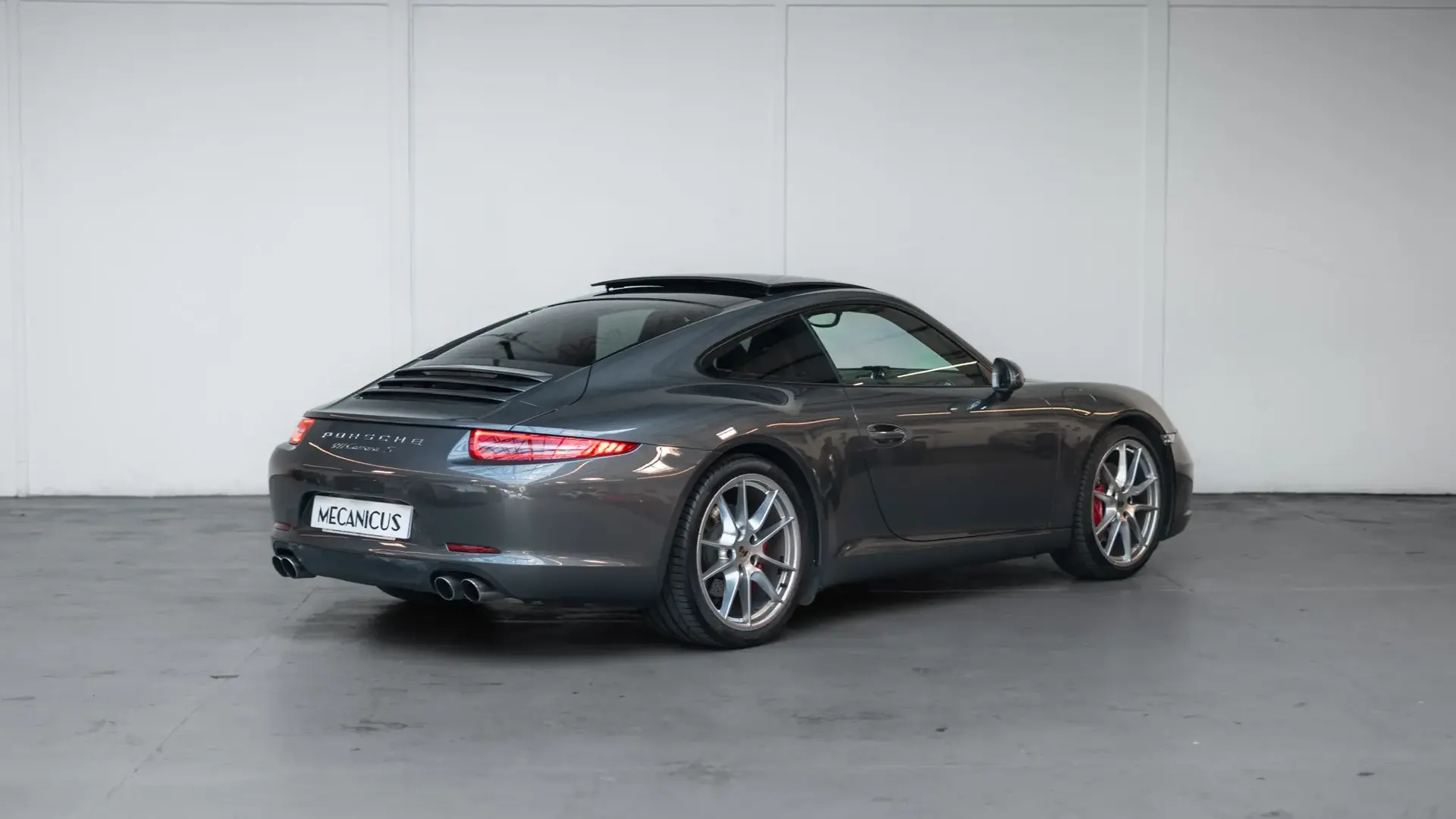 Porsche 911 — photo 2