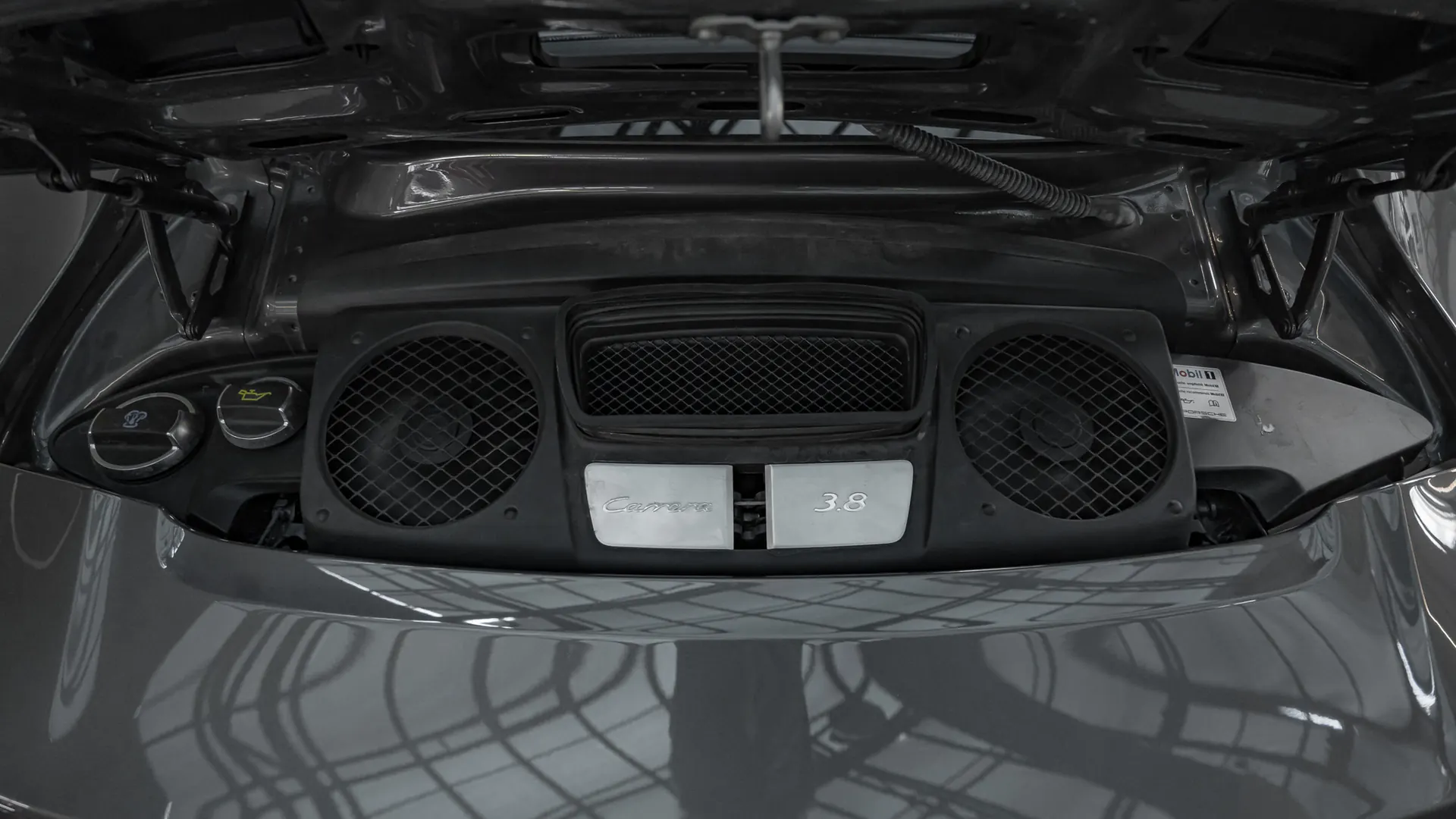 Porsche 911 — photo 34