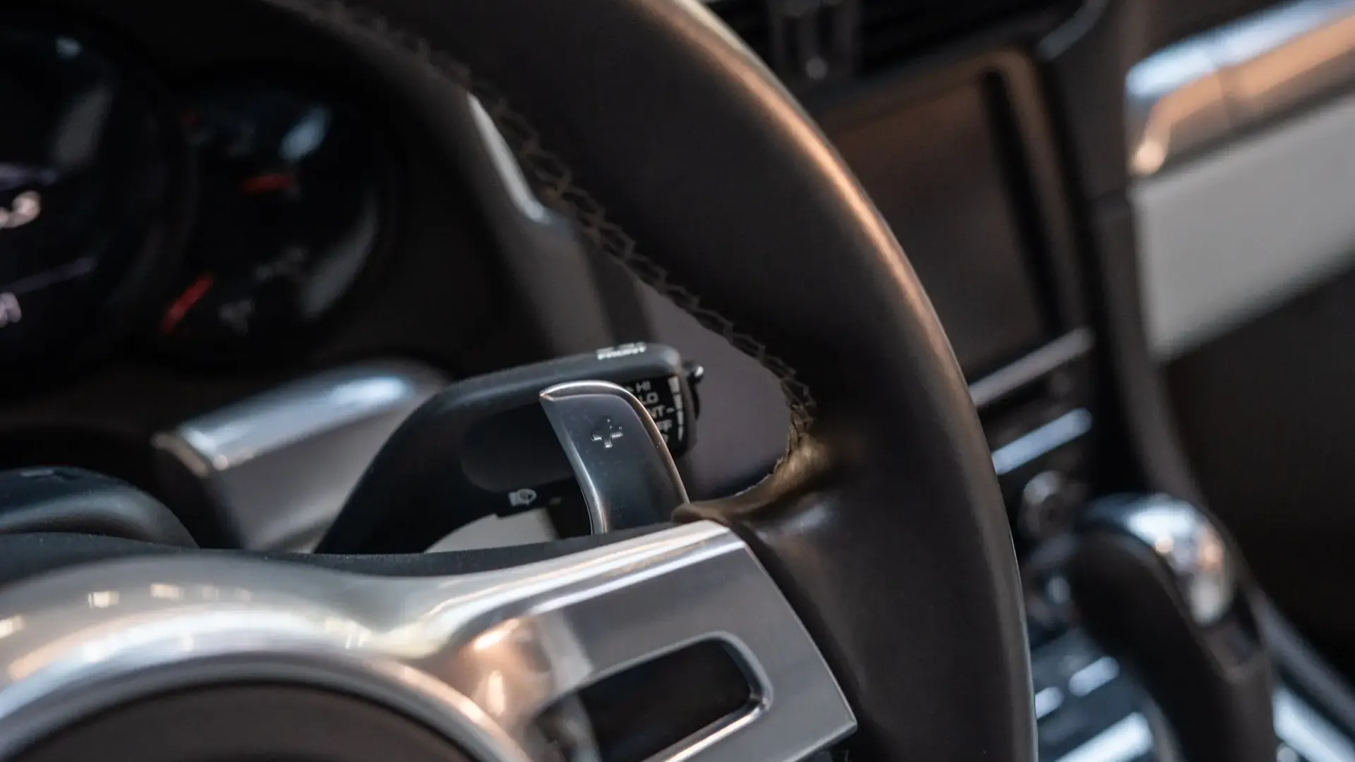 Porsche 911 — photo 16