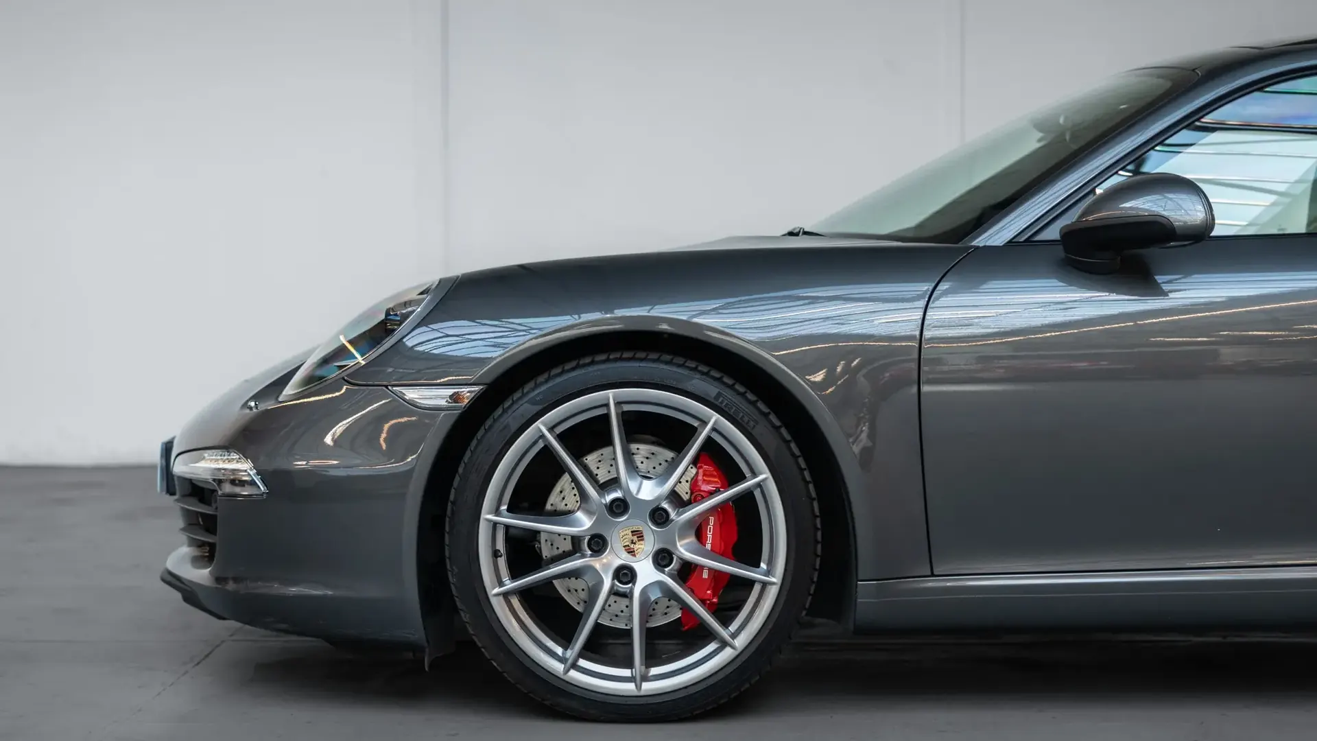 Porsche 911 — photo 6