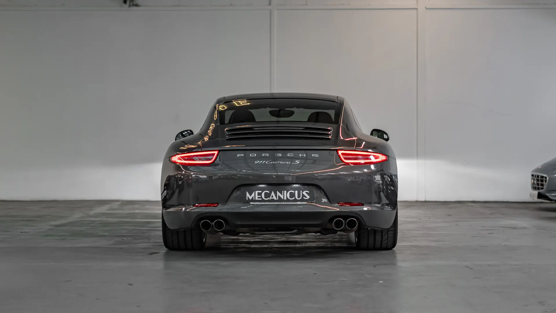 Porsche 911 — photo 4