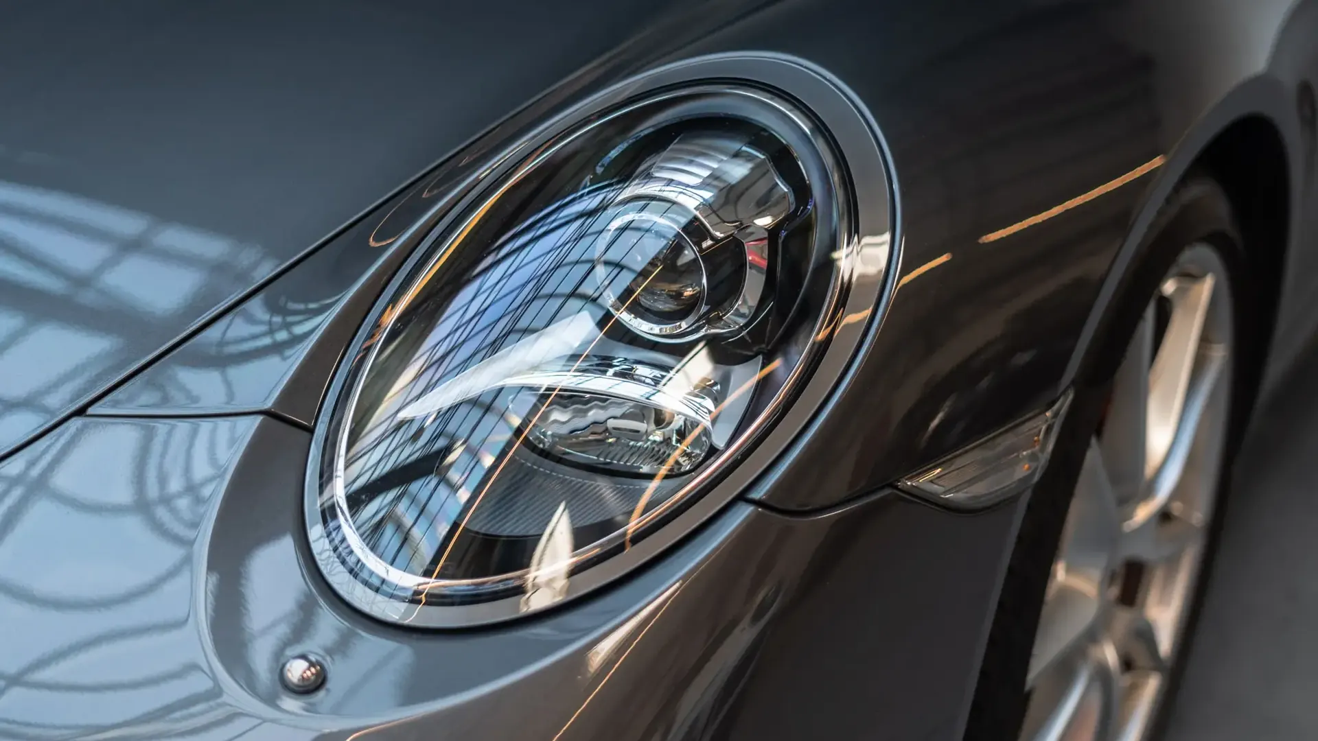 Porsche 911 — photo 42