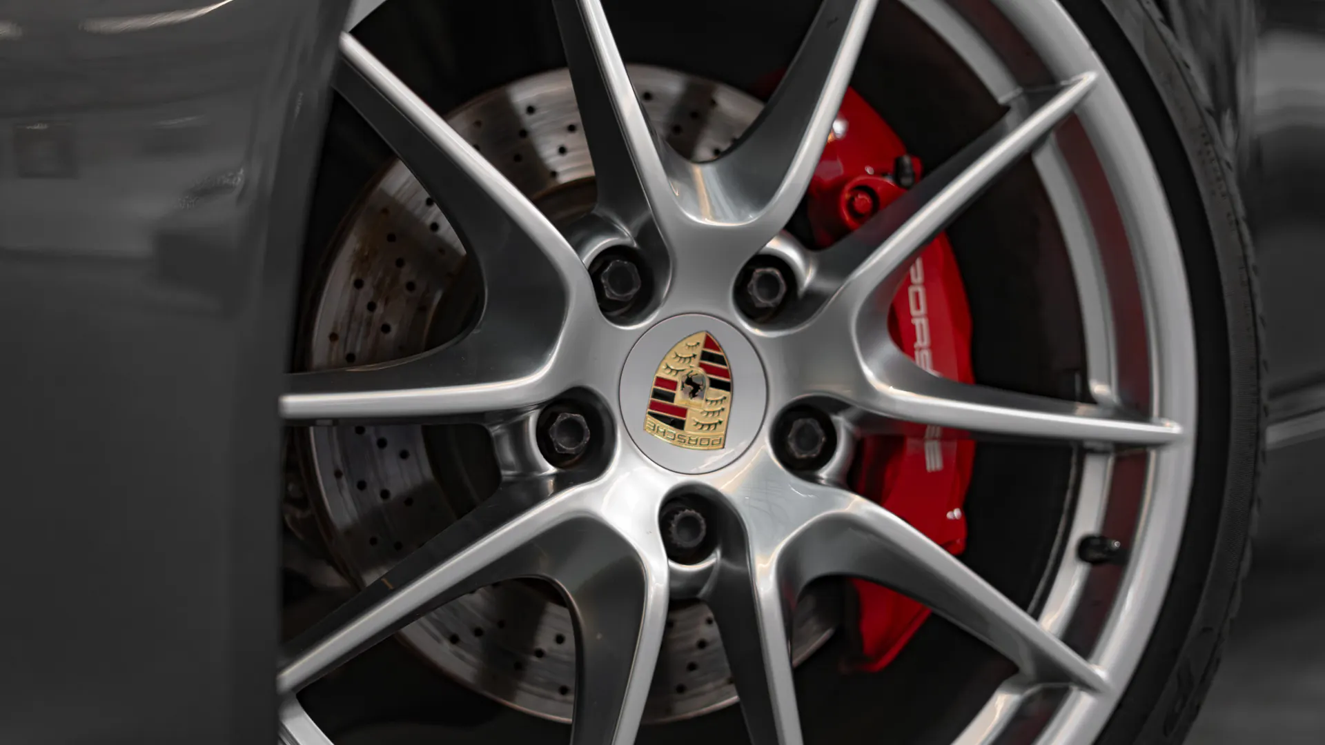 Porsche 911 — photo 29