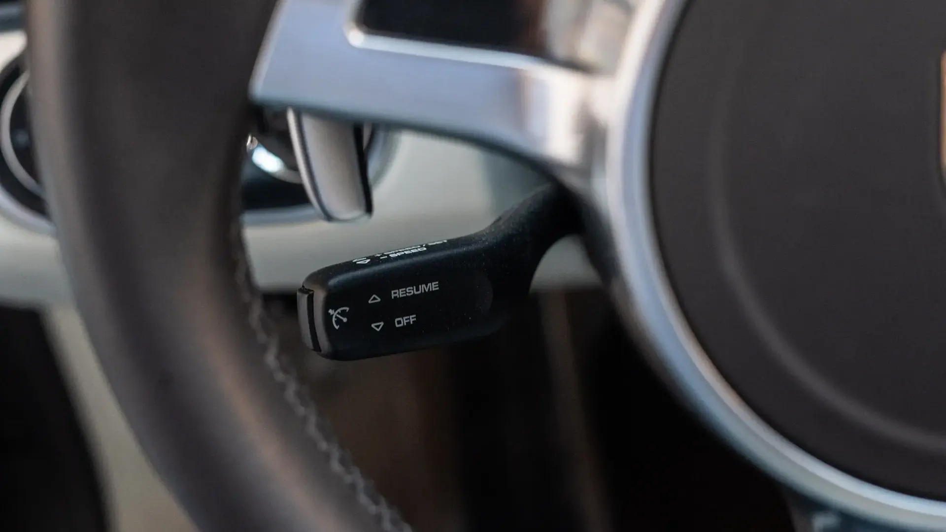 Porsche 911 — photo 15