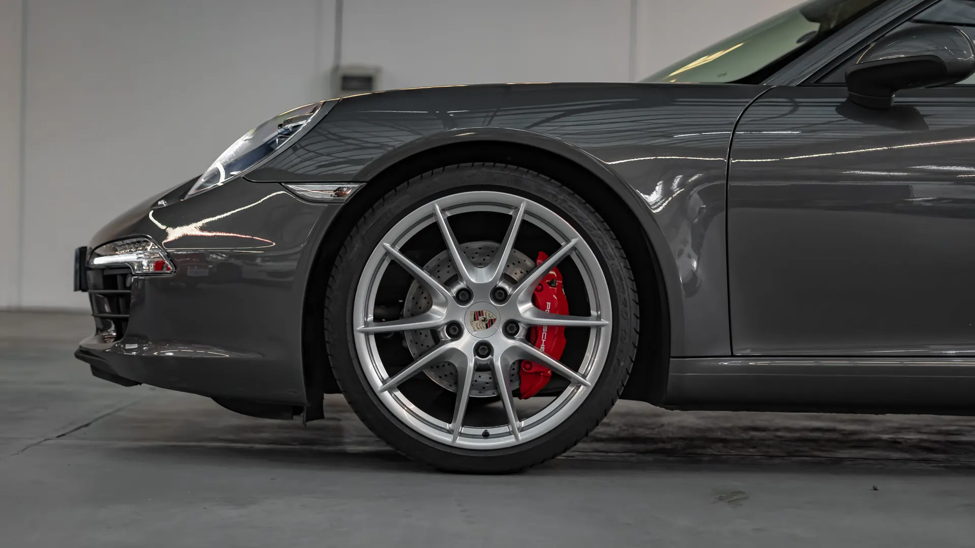 Porsche 911 — photo 6