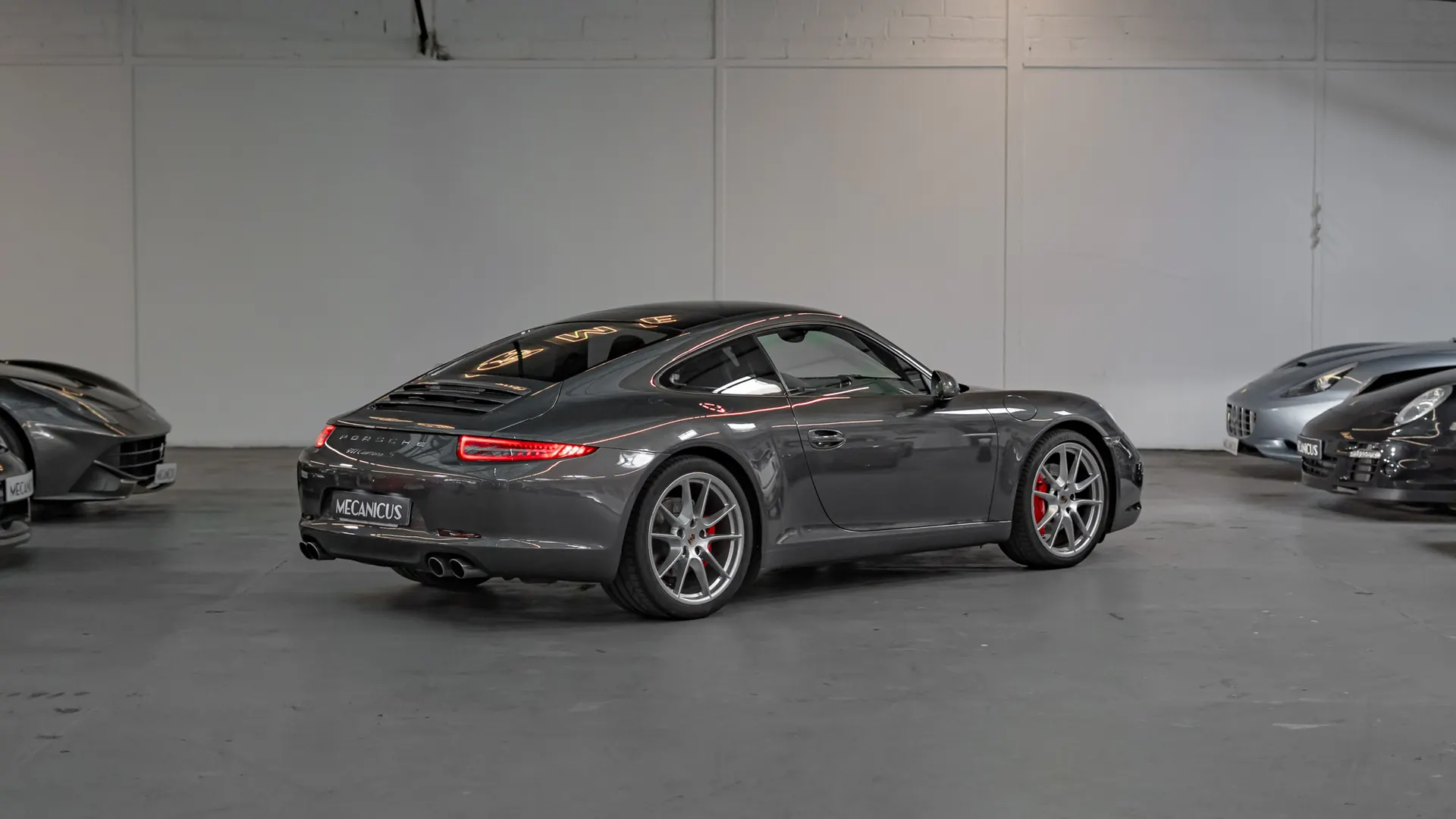 Porsche 911 — photo 2