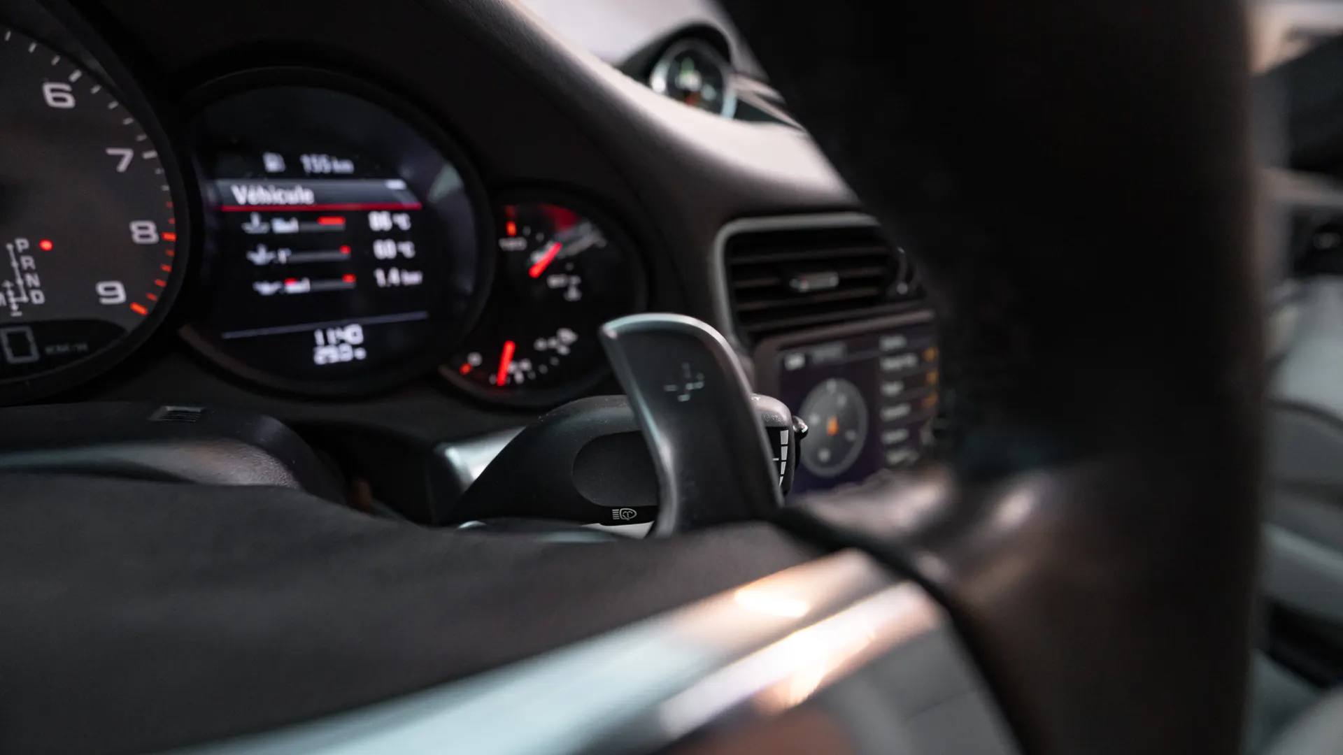 Porsche 911 — photo 12