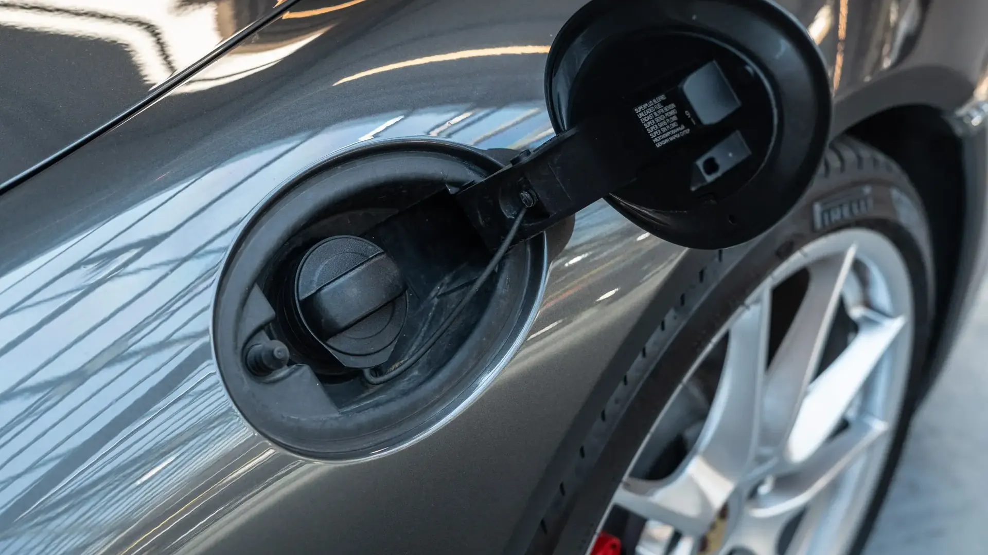Porsche 911 — photo 46
