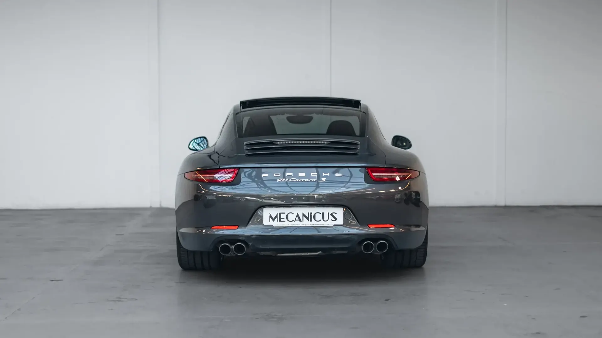 Porsche 911 — photo 4