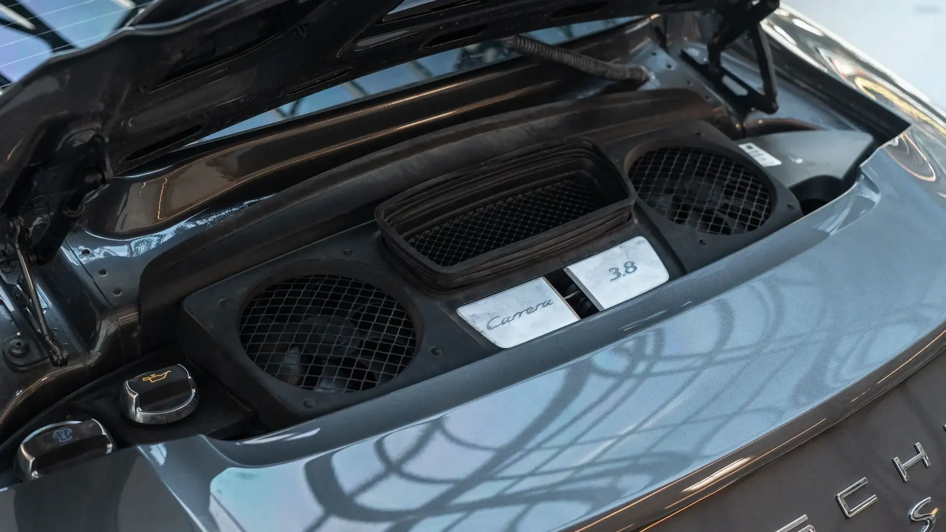 Porsche 911 — photo 47