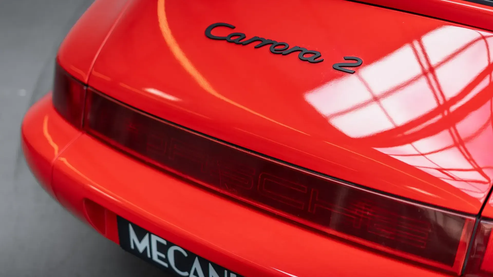 Porsche 911 — photo 39