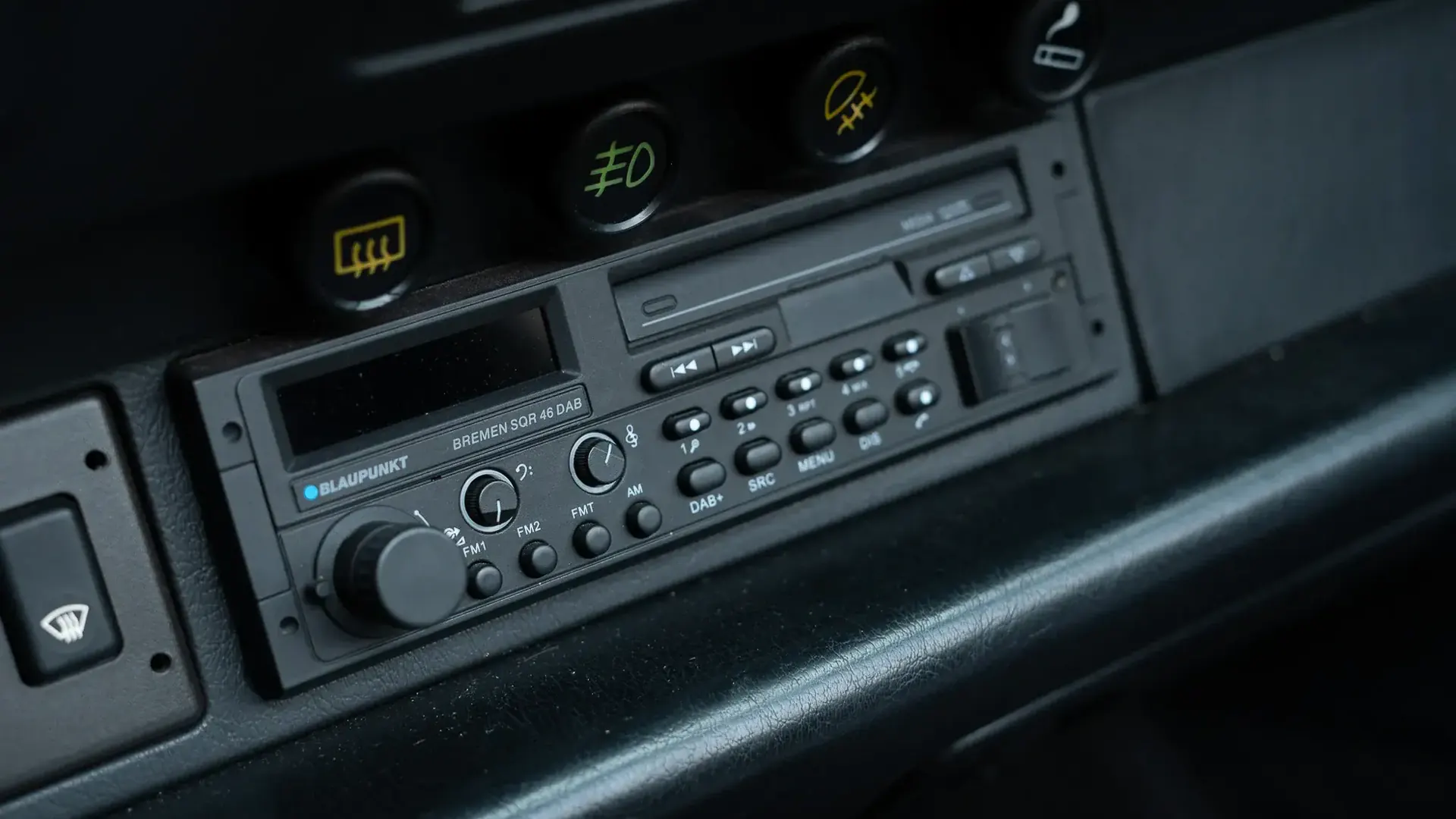 Porsche 911 — photo 16