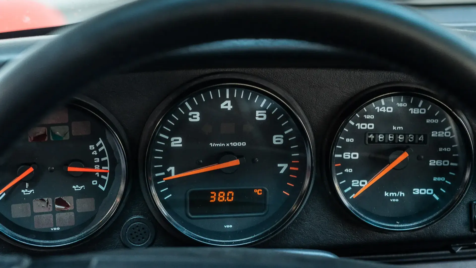 Porsche 911 — photo 14